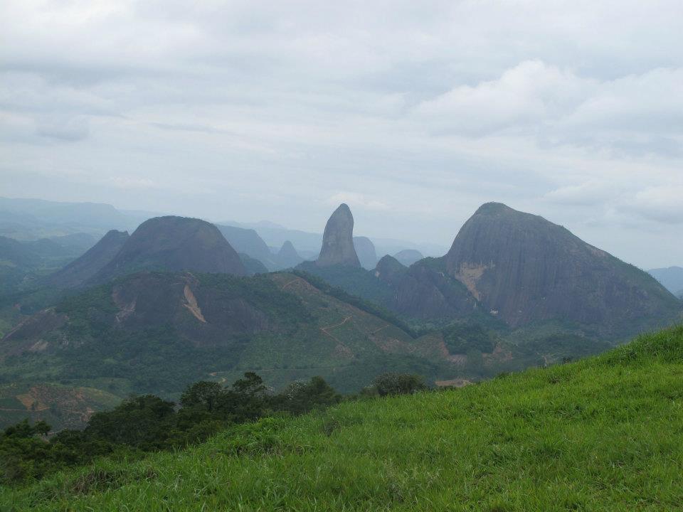  Pancas, dramatic backdrop for paragliding 