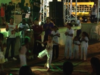  Capoeira demonstration 