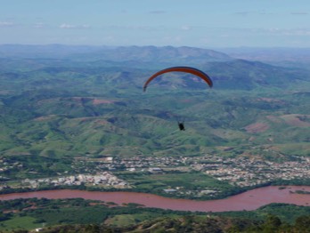  town of Governador Valadares and the Rio Dulce 